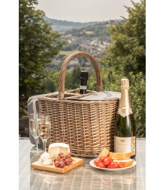 Koelmand  van  Riet  'Beach Time ' - Picknickmand 2 personen met Koelvak  en Servies - Inclusief Glazen -  Inhoud voor 2 wijnflessen -  34 x 27 x 24 cm